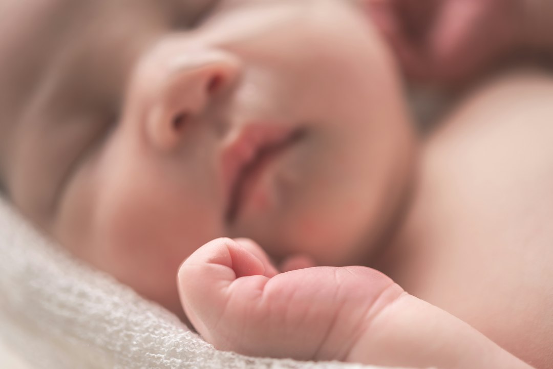 Torticolis du nourrisson et ostéopathie, ce que les parents doivent vraiment savoir